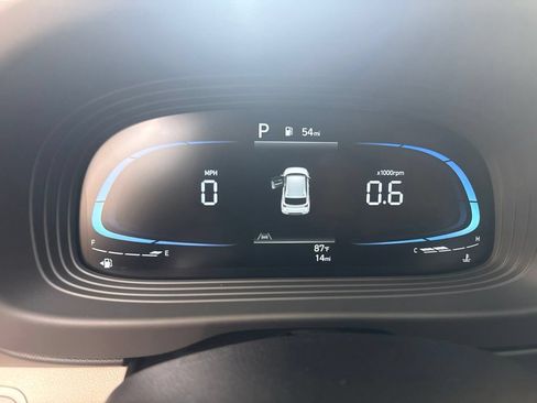 New 2026 Hyundai Venue SEL FWD image 25