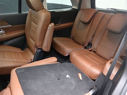 New 2026 Mercedes-Benz GLS 450 4MATIC image 22