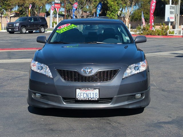 Used 2009 Toyota Camry SE FWD image 2