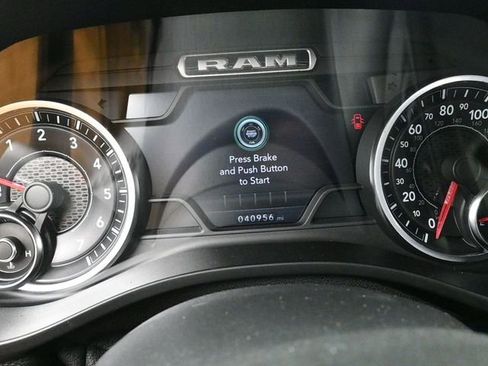 Used 2019 RAM 1500 Big Horn image 15