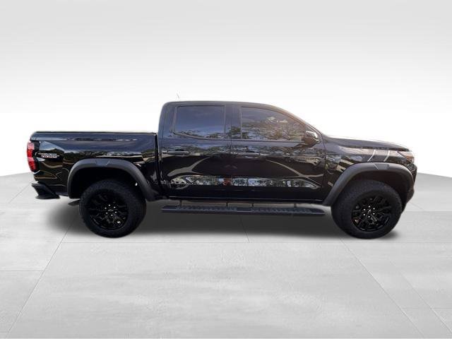Used 2024 Chevrolet Colorado Trail Boss w/ Technology Package AWD/4WD image 9