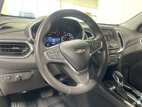 Used 2022 Chevrolet Equinox LT image 14