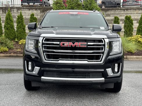 Used 2023 GMC Yukon SLT AWD/4WD image 3