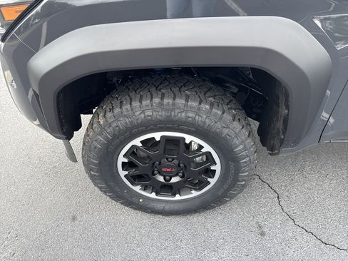 New 2026 Toyota Tacoma TRD Off-Road image 9
