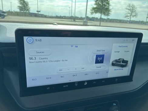 Used 2025 Ford Maverick XL image 9