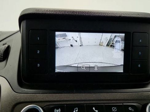 Used 2020 Ford Transit Connect XL image 18