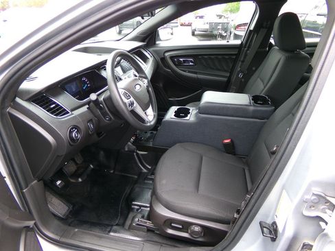 Used 2019 Ford Taurus Police Interceptor AWD image 12