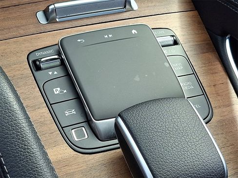 Certified 2025 Mercedes-Benz GLE 350 4MATIC image 25