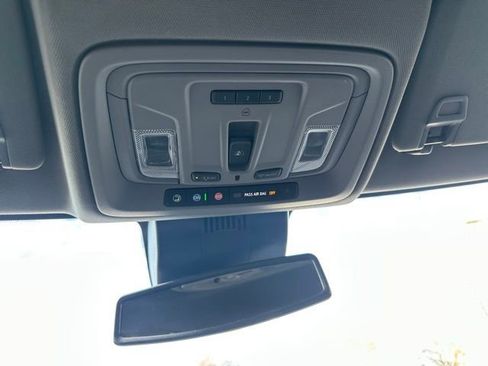 Used 2024 GMC Sierra 1500 SLT w/ SLT Premium Plus Package image 25