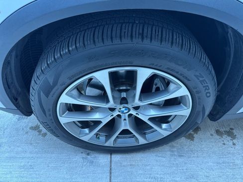 Used 2024 BMW X5 xDrive40i w/ Premium Package image 19