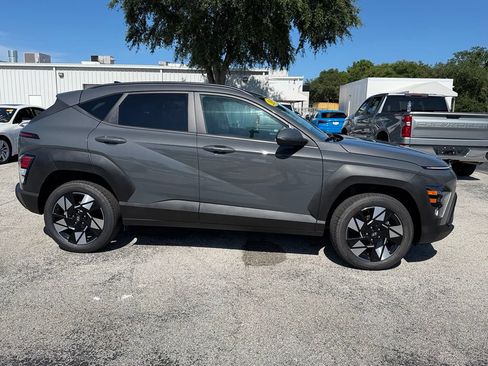 Used 2025 Hyundai Kona SEL AWD/4WD image 10