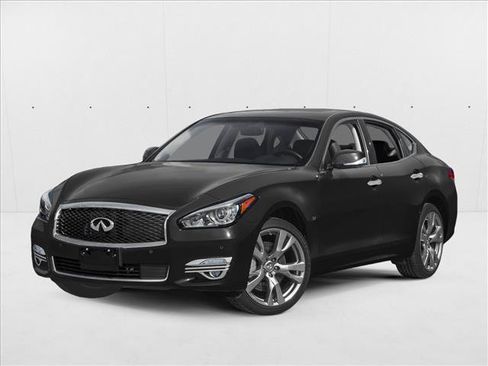 Used 2016 INFINITI Q70 3.7 w/ Deluxe Touring Package RWD image 1