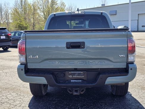 Certified 2023 Toyota Tacoma TRD Sport w/ Advanced Technology Package AWD/4WD image 15