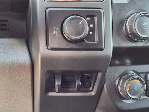 Used 2022 Ford F250 XLT AWD/4WD image 24
