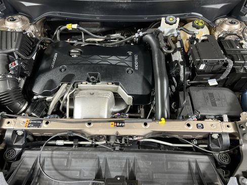 Used 2018 GMC Terrain SLT w/ Preferred Package image 27