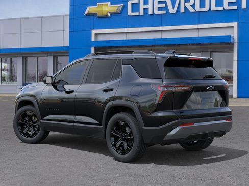 New 2026 Chevrolet Equinox LT w/ Convenience Package II AWD/4WD image 3