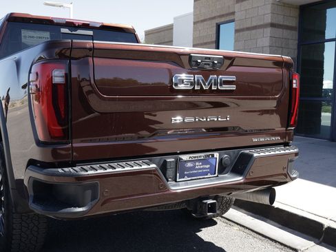 Used 2024 GMC Sierra 3500 Denali Ultimate AWD/4WD image 20