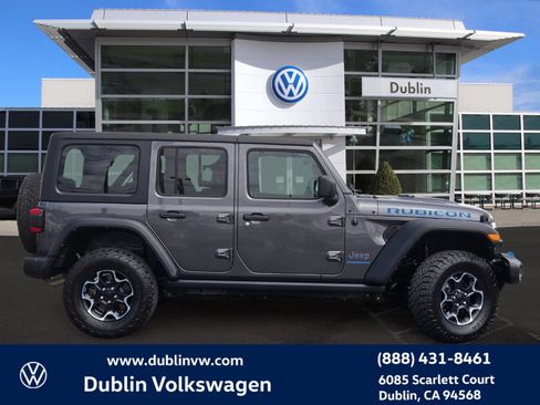 Used 2023 Jeep Wrangler Unlimited Rubicon 4xe w/ Cold Weather Group AWD/4WD image 3