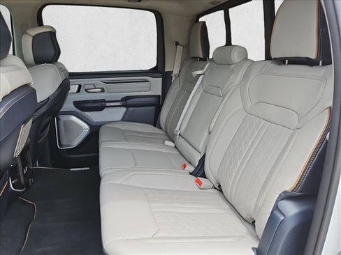 Used 2025 RAM 1500 Tungsten AWD/4WD image 17