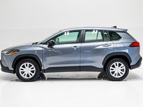 Used 2024 Toyota Corolla Cross L FWD image 24