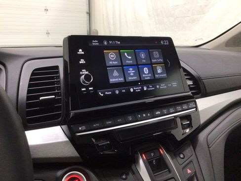 Used 2025 Honda Odyssey EX-L image 11
