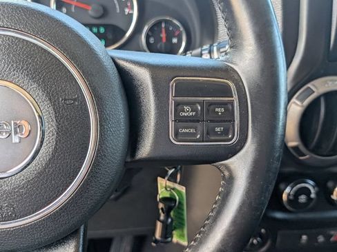 Used 2014 Jeep Wrangler Unlimited Sport w/ Quick Order Package 24S AWD/4WD image 24