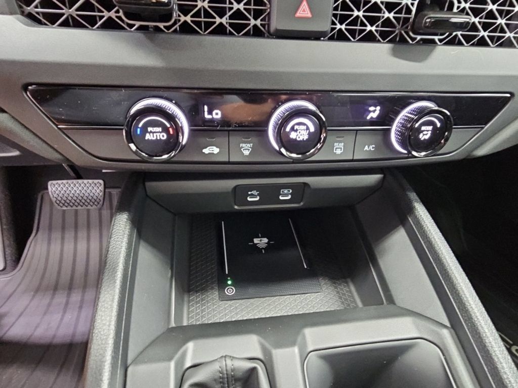 New 2026 Honda Accord LX image 17