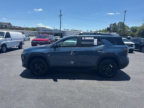 New 2026 Chevrolet Equinox LT w/ Midnight Edition FWD image 16