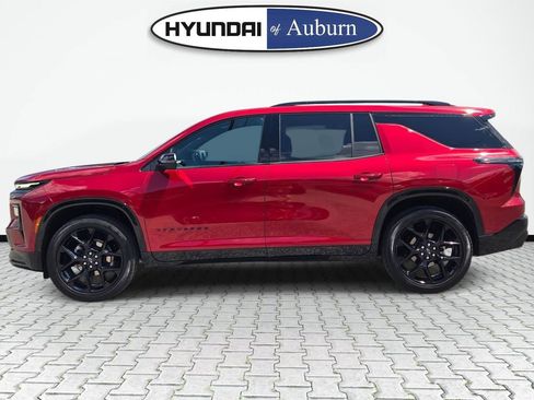 Used 2024 Chevrolet Traverse RS w/ LPO, Floor Liner Package FWD image 10