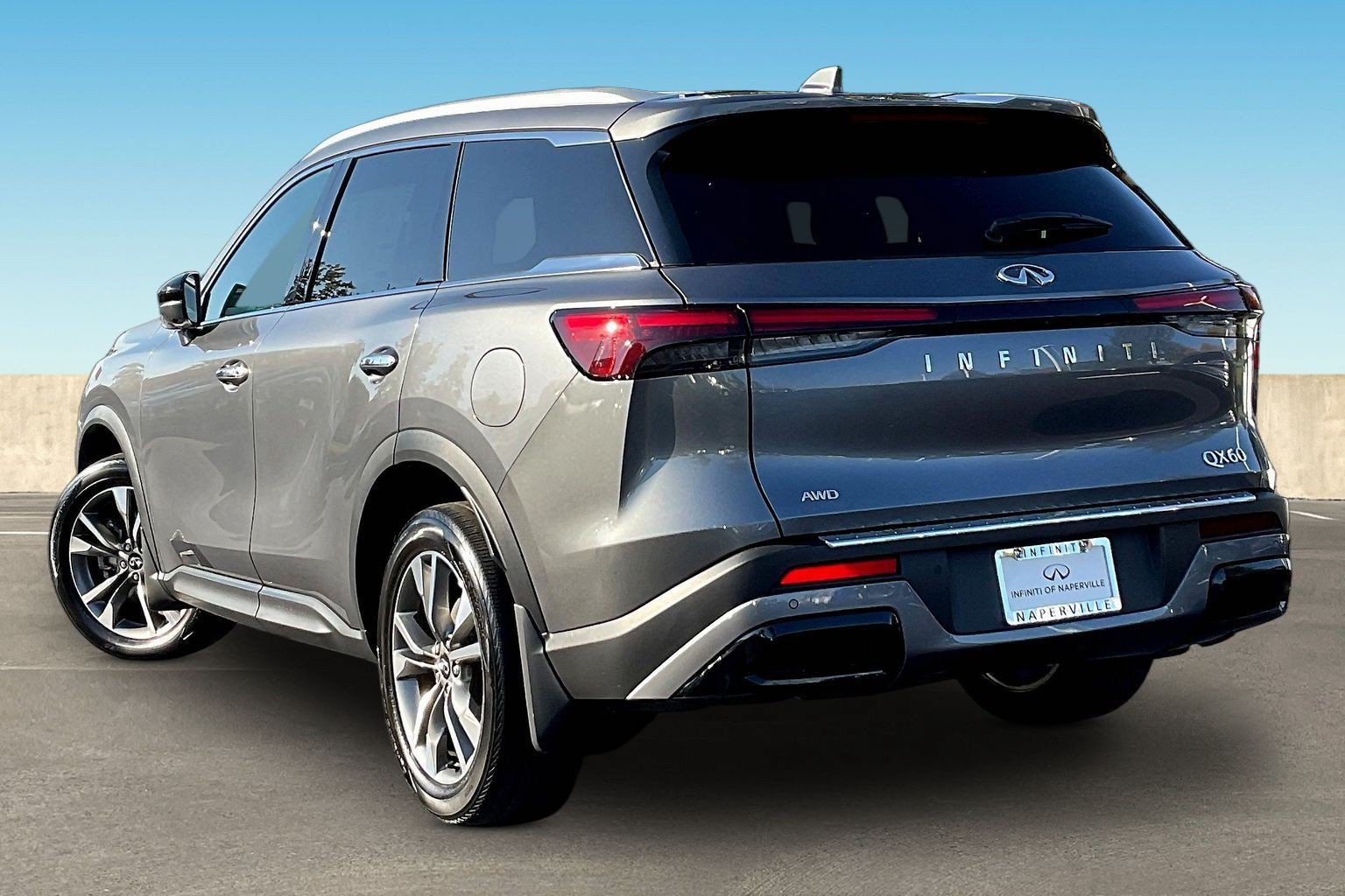 Certified 2023 INFINITI QX60 Luxe w/ Cargo Package AWD/4WD image 4
