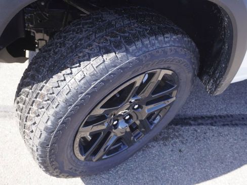 New 2025 Chevrolet Colorado Trail Boss w/ Midnight Edition image 11