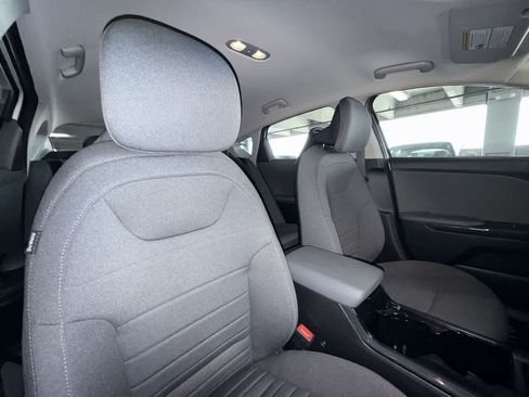 Used 2025 Kia K4 EX FWD image 27