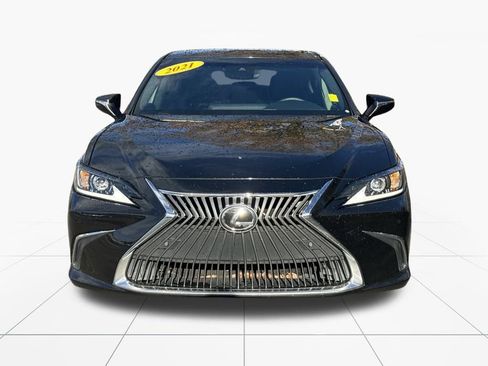 Used 2021 Lexus ES 350 w/ Premium Package image 2