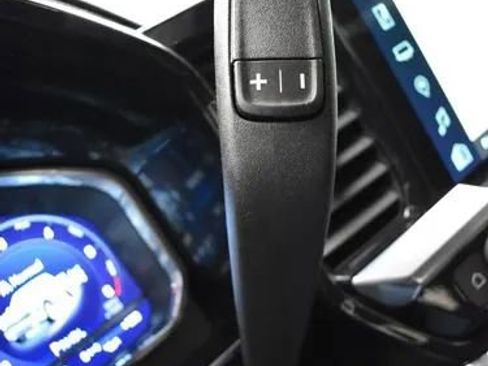 Used 2023 Chevrolet Silverado 1500 LT image 33