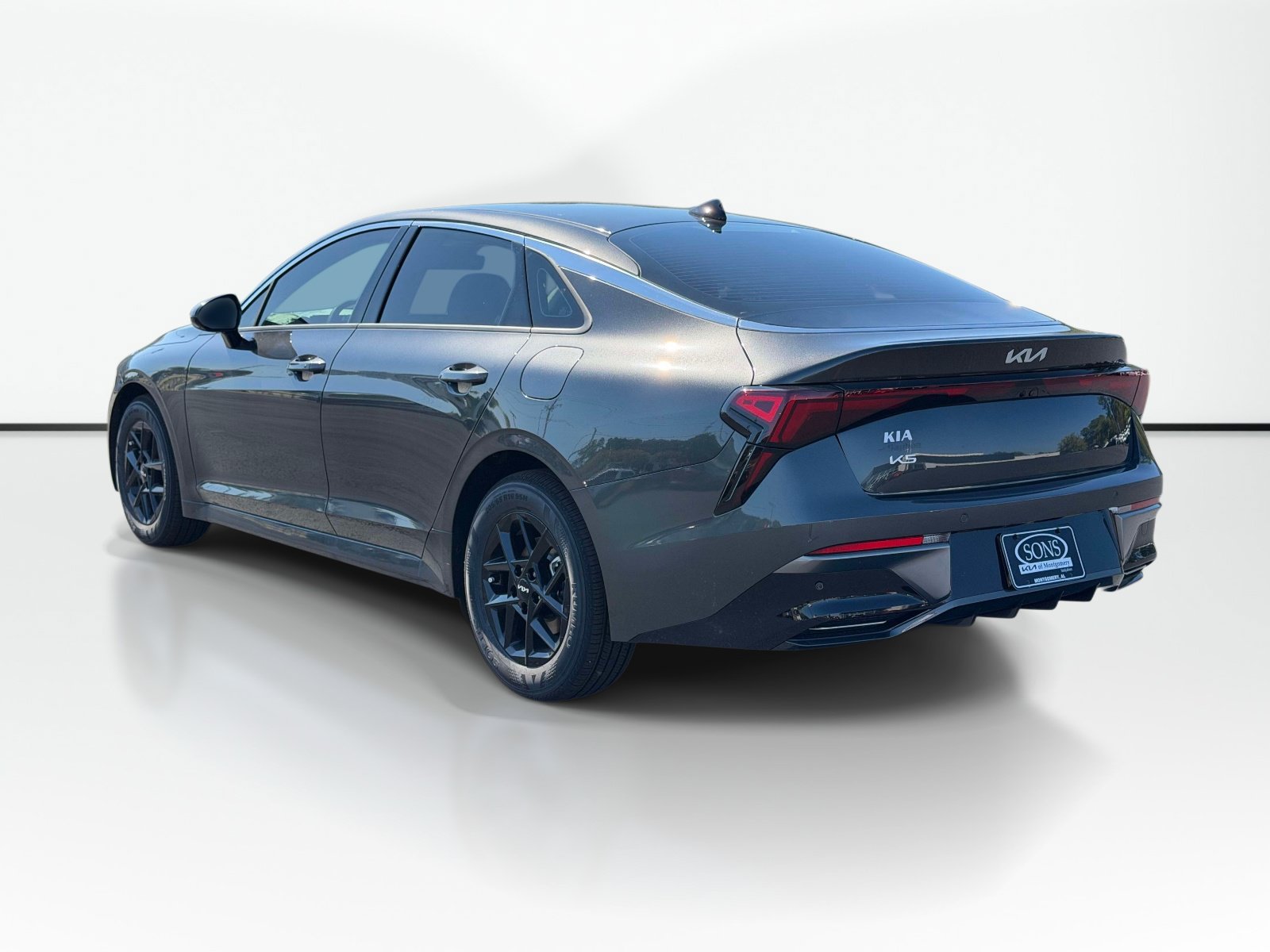New 2026 Kia K5 LXS FWD image 3