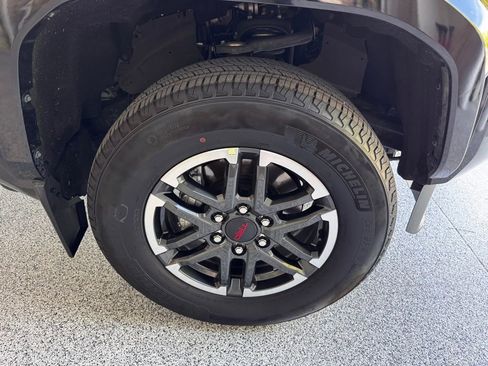 Certified 2024 Toyota Tacoma TRD Sport w/ TRD Sport Upgrade Package AWD/4WD image 17