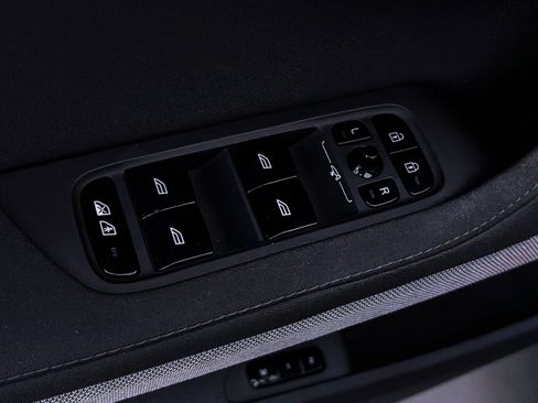 Used 2023 Polestar Polestar 2 AWD/4WD image 17