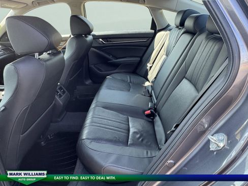 Used 2020 Honda Accord Touring image 29