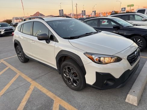 Used 2022 Subaru Crosstrek 2.5i Sport w/ Moonroof Package image 3