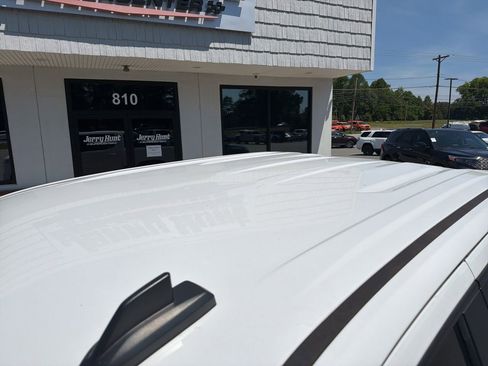 Used 2022 Chevrolet Silverado 1500 RST AWD/4WD image 12