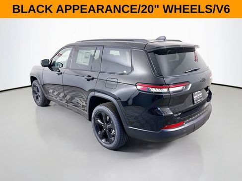 New 2025 Jeep Grand Cherokee L Limited w/ Black Appearance Package AWD/4WD image 5