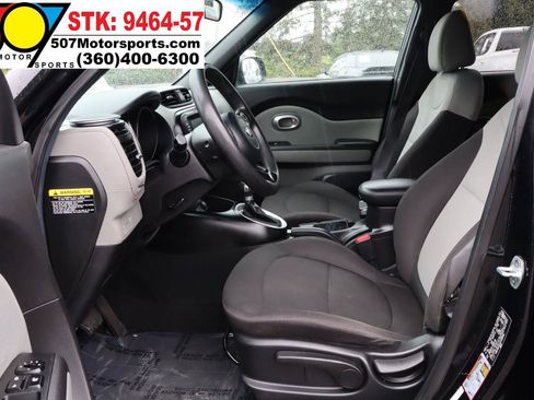 Used 2019 Kia Soul w/ Convenience Package FWD image 13