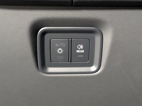New 2026 Porsche Cayenne Turbo AWD/4WD image 35