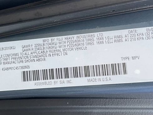 Used 2005 Subaru Outback 2.5i image 32