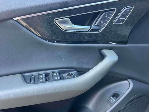 Used 2021 Audi Q8 Premium Plus w/ Premium Plus Package image 14