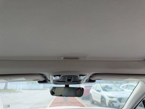 Used 2024 Subaru Outback Premium image 20