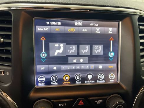 Used 2018 Jeep Grand Cherokee Altitude AWD/4WD image 17