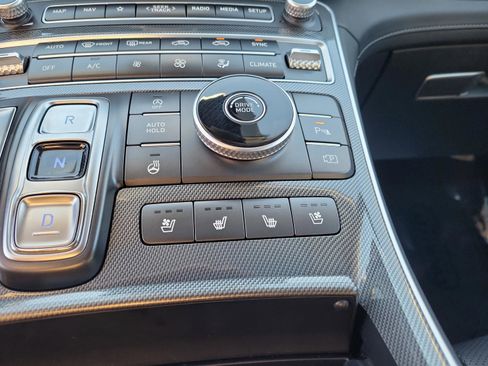 Certified 2023 Hyundai Santa Fe Limited image 23