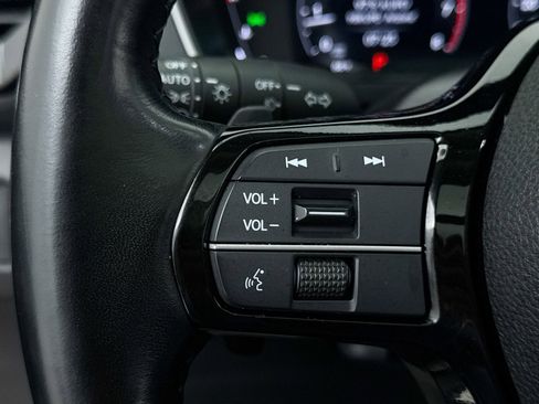 Used 2023 Honda Pilot Elite image 20