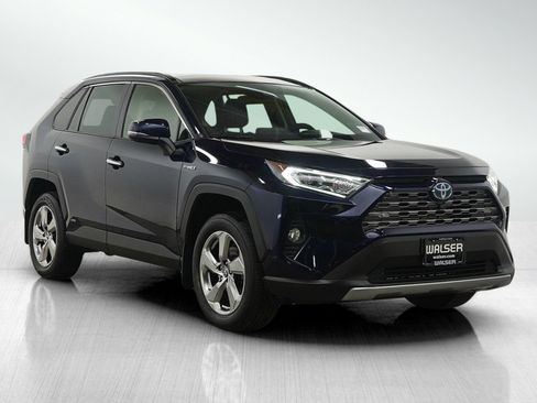 Used 2020 Toyota RAV4 Limited image 7